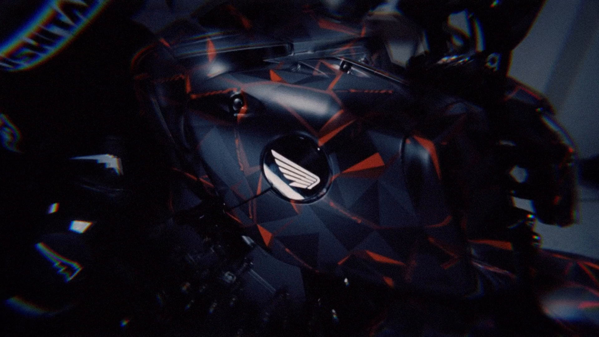 Il V3R 900 E-Compressor Prototype incarna la volontà di Honda di innovazione, alla costante ricerca di nuove emozioni, scaturite non solo dalla 