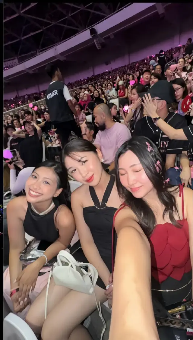 yg ditengah 🥰 #shaniindira #shaniindiranatio 