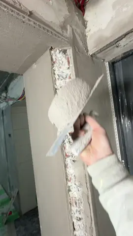 制作个大圆角#油漆工 #刮腻子 