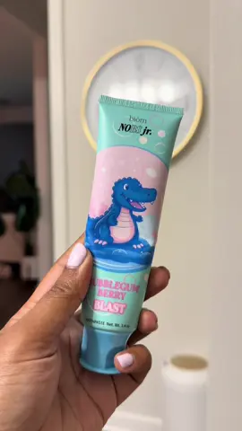 “Getting my little one to brush used to be a struggle… until we found this bubble gum flavored baby toothpaste 🍬🦷 Now he actually asks to brush! Safe, gentle, and makes those tiny smiles even sweeter 💕 #MomWin” ⸻ #BabyToothpaste #MomHack #ToddlerLife #StayAtHomeMom 