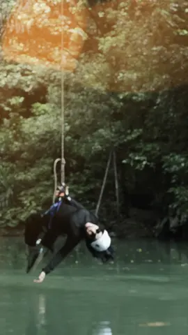 waktu kecil suka di ayun pas besar masih mau di ayun 🤣 #fyyyyyyyyyyyyyyyyyyy🦋me #maros #bantimurungmaros #alam #fyppppppppppppppppppppppp 