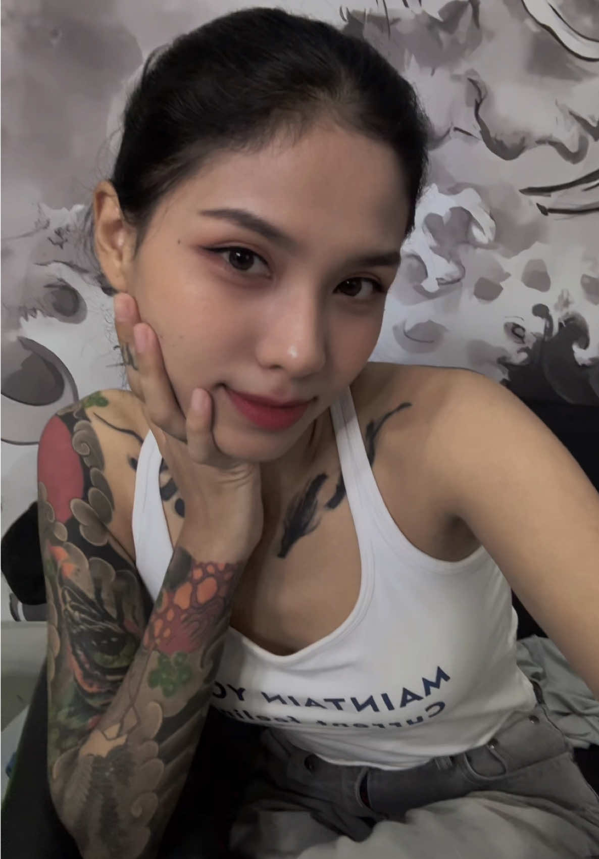 အထက်သူလေးရောကြိုက်လား🤭#亚太城🇲🇲 #tiktokviral #မြင်ပါများပီးချစ်ကျွမ်းဝင်အောင်လို့🤒🖤 