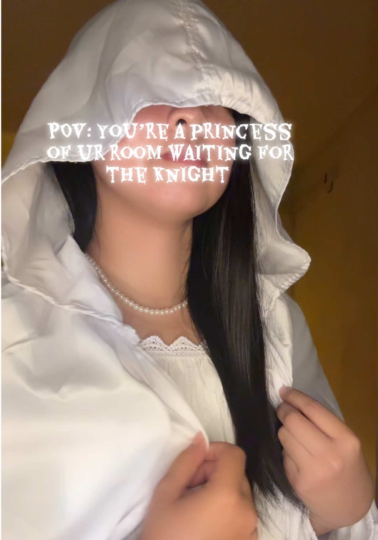 You’re the princess #goldenbrown #darkfantasy #foryoupage #fyp 