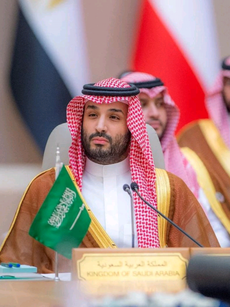 محمد بن سلمان يوقف الشرطي الذي هزّ الحرم المكي! #محمد_بن_سلمان #السعودية #مصر_السعوديه_العراق_فلسطين #explor #fyp 