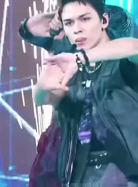 mingyu yand this diva 😍😍😍💜💜💜#seventeen #mingyu #cimoy #fyp #meme 