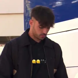 تؤبرني 😔🖤🖤🖤 #hala_madrid #asencio #راؤول_اسینسیو #raulascencio #madrid 