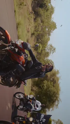 ÖBUL | ♠️ To all my Gambela massive: thank you for allowing me to express my art in this way and for being part of this amazing journey. Shooting this video was not an easy task, and we were only able to make it happen because of your warm welcome, love, and support throughout our stay. I love you all ♥️ PHAN’S! My generation: this one took everything — energy, time, love, and the best talents around 🔥 Proud to finally share this moment with you all! ROPHNAN x STONEBWOY | The video is OUT NOW! 🚀 🇪🇹 x 🇬🇭 #Rophnan #Stonebwoy #ForTheCulture #Uboul