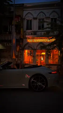 Đừng tranh nhau ngồi ghế phụ, vị trí đó nhiều người ngồi rồi. Hãy chọn ngồi ghế lái vì khi đó em có quyền quyết định ai được phép lên xe! 🧡 #huynhphuong #froyou #xuhuowngtiktok2025 