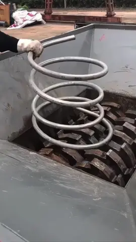 #shredder  #crusher  #machine  #safed  #doubleshaftshredder 