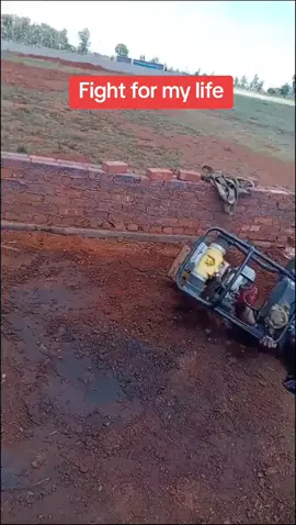 I just wanted to flatten the ground… now I’m fighting for survival on site 😭💪 #funnyvideo #constructionlife #workfail #builderlife #fyp 