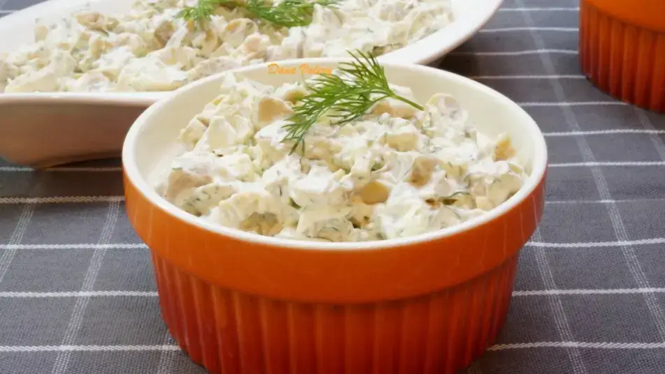 Ingredientele și modul de preparare îl găsiți pe Blog accesând link-ul de la profil la categoria Salate.  #retete #ciuperci #salata #fyp #timisoara 