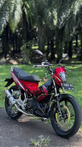 Minta saran nya suhu mending pake sayap full atau pake legshield🙏 #satria #satriafumodifikasi #satriafu 