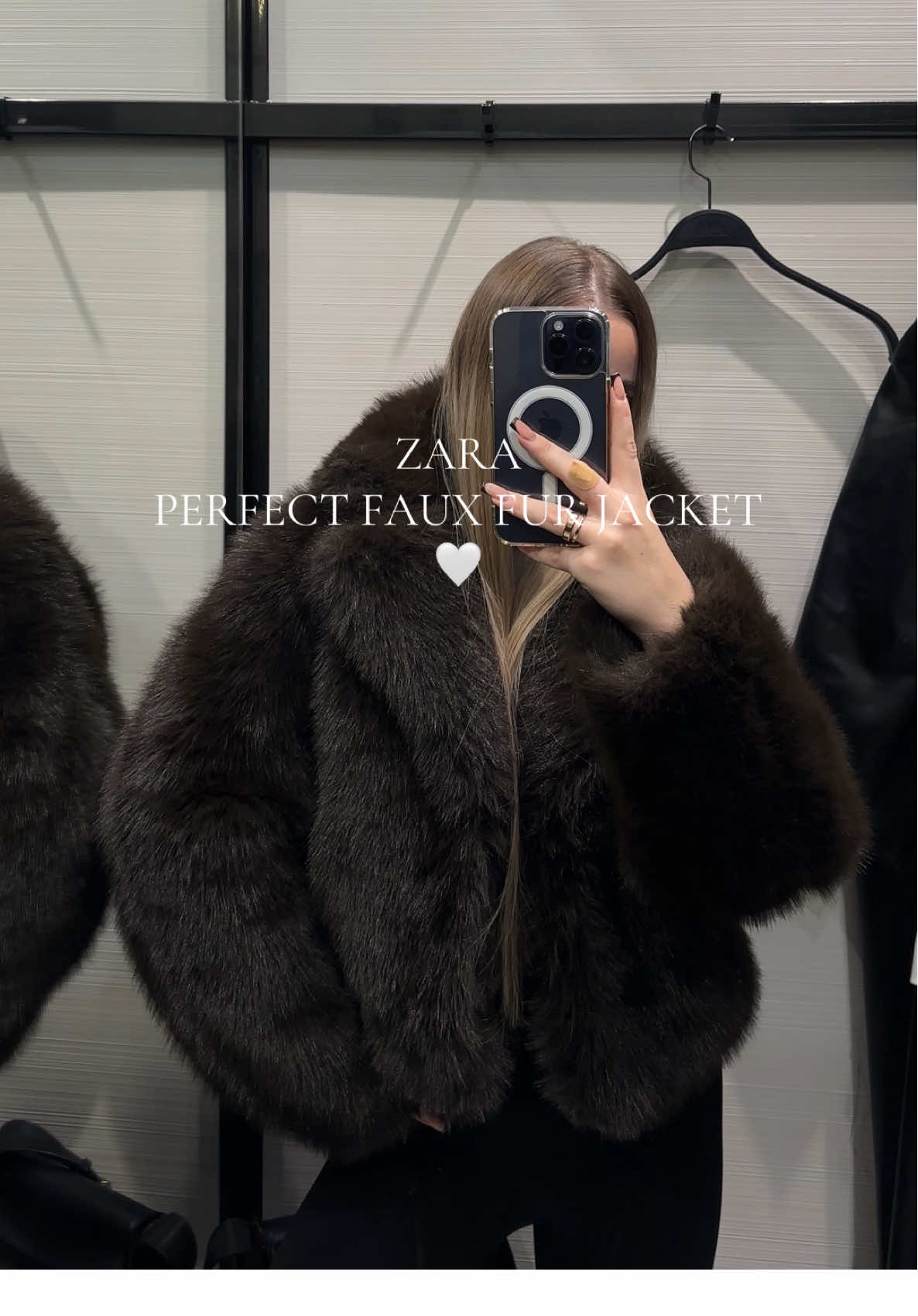 Коричнева шубка від Zara💔 Для замовлення, пишіть в інстаграм: eaten_clothes💌 #zara #zaranewin #zarafauxfurcoat #furjacket #zarafauxfur #zarajacket #zarapufferjacket #zarahaul #zaraoutfit  