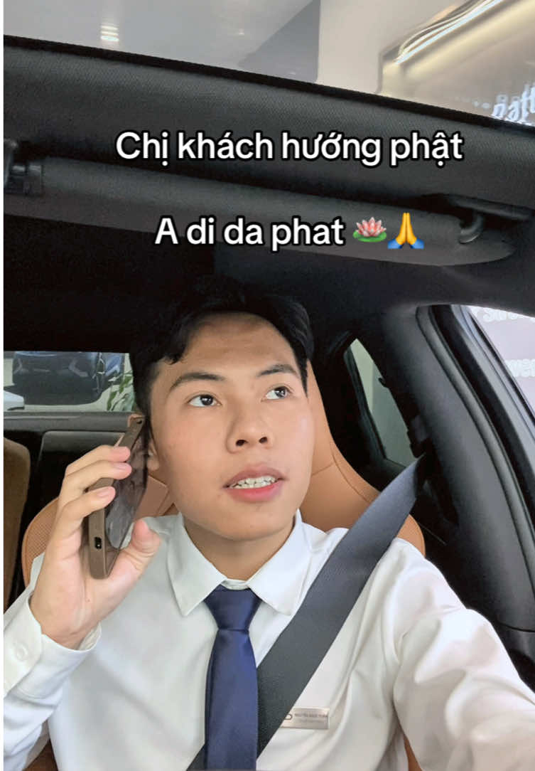 Chị khách hướng phật - Em Tuấn BYD hướng phục vụ chị ạ 😅 #tuấnbyd #viral #vlogdilamsales #bydtayho #hathanhauto  @Tuấn đi làm sales BYD  @Tuấn đi làm sales BYD  @Tuấn đi làm sales BYD 