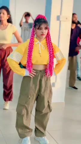 කොහොමද ඒක 🤭💗 . . .@Teev Dance School 