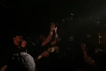 hOww CantT WeeE GeTT tHroUght iTt all wiTh lOnG eNought timE nO onE cAn reFuse A sEparatIon, aNd wHatever wiLL haPpen noW or heRe afTer donT clOse yoUr eYes 🥀 #murphyradio #tourjapan #midwest #1 #0 