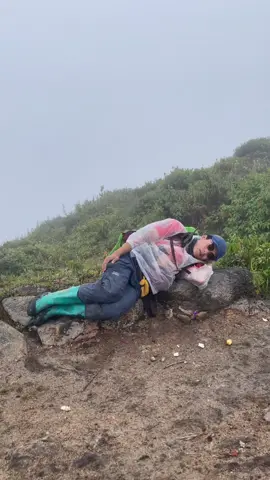 Giấc ngủ ngon nhất từ trước tới giờ 😁 #trekking #leonui #gianglangthang #kyquansan #bachmocluongtu  