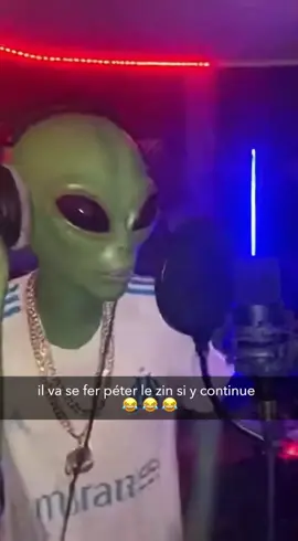 Ils ont pété le poto l'alien #sora #snapchat 