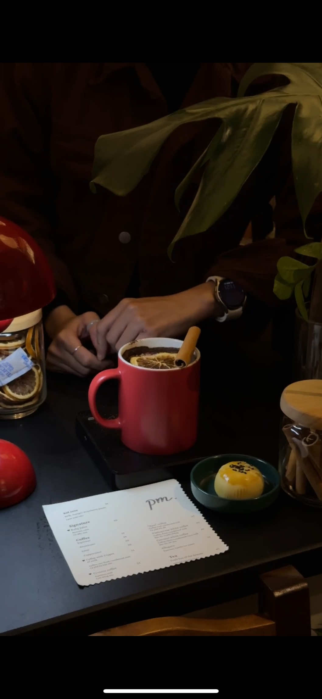 Đôi khi lựa chọn rời xa một số người, không phải vì họ không tốt, mà vì khi ở bên họ, trạng thái của bạn không tốt.  #pmcoffeeandmatchainfusionist #pmcoffeeandeatery #hotchocolate #pmcoffee #viral 