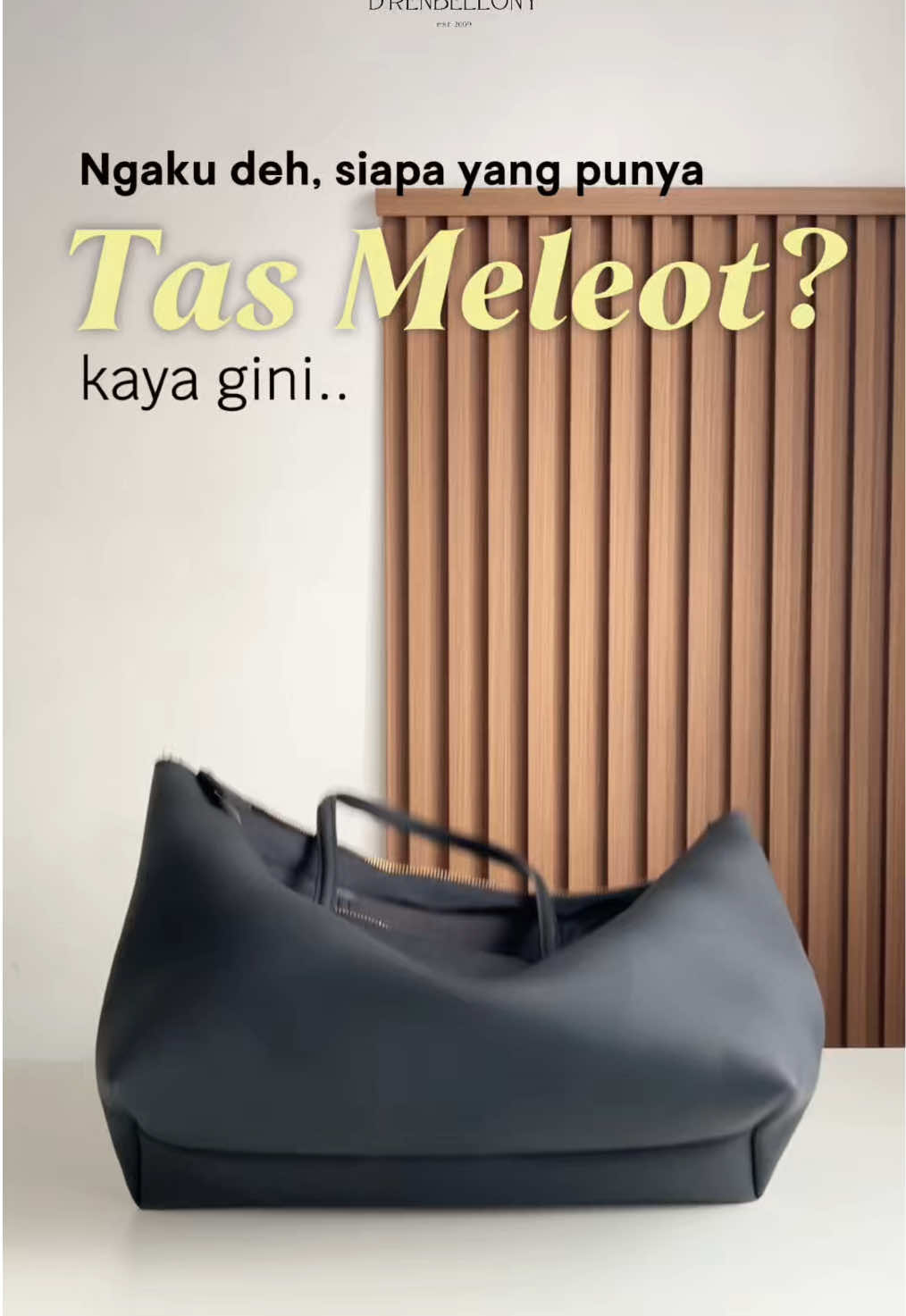 Solusi tas yang bahannya lemas dan bikin bentuk tas kamu jadi jelek! ✨Meghan Steady Bag Organizer✨ punya banyak ruang dan sekat yang bisa simpan barang kamu dengan rapi, gampang diambil dan disimpan! 😍 Bahannya yang kaku bikin bentuk tas kamu jadi bagus dan rapi, gampang juga kalau mau ganti tas 🤩 Yuk buruan order BO nya biar bentuk tas kamu jadi cantik 😉 #drenbellony #bagorganizer #bag #bags #taswanita 
