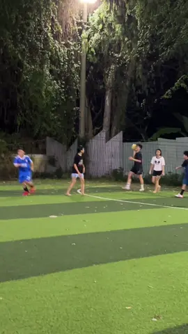 Các bạn thấy nữ đá thế nào?#bongda #dabongnu 