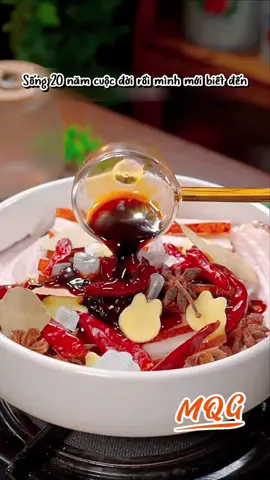 Cách nấu thịt ba chỉ ngon nhức nách 🥩