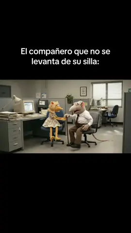 RATAHOLICS - La silla de Juan.  Juan es líder de desarrollo con tan solo 25 años de edad. Sus canas y dolor en la ciática son prueba de su gran compromiso y pasión. Y ustedes ¿Son como Juan? #vidalaboral #humor #comedia #godinez #paratiiiiiiiiiiiiiiiiiiiiiiiiiiiiiii 