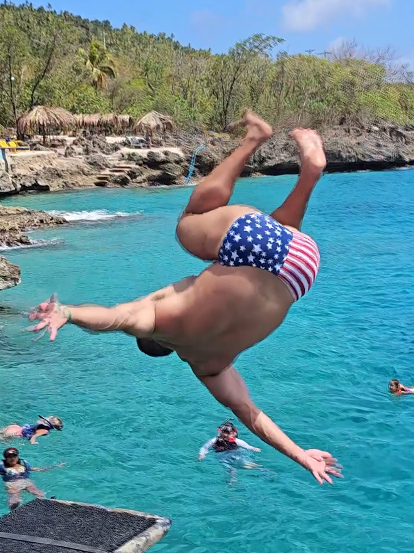 Qual nota para o salto 🔰 La Piscinita - San Andreas  #travel #travel #Fitness #foryou 