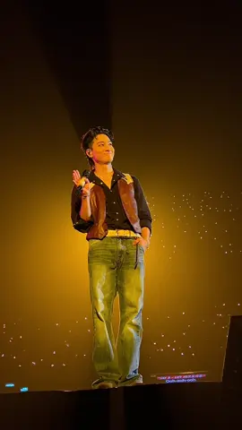 ออร่าาาาาาาาาา 🫠 #TAPE_RE_LOAD_FINALE_BKK #เจบี #JayB #jaybgot7🌴 