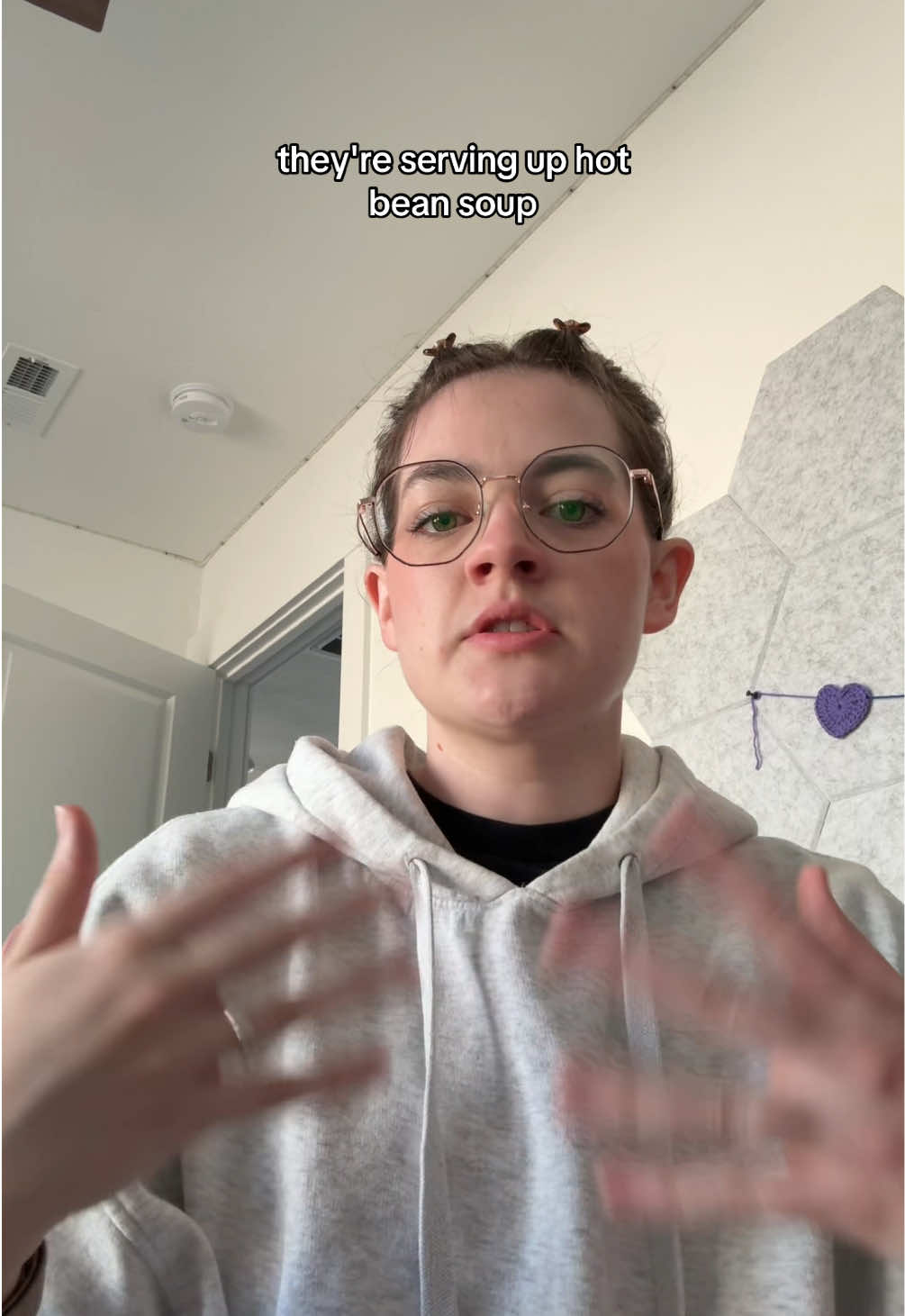 #stitch with @shan 👁️📼🌀  hey my fellow omegas, this is a call-in… #omegavers #omegaverselover #alphabetaomega #omega 