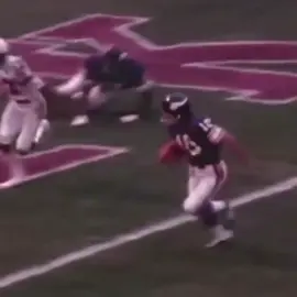 Vintage Football 📼 #vintage #oldschool #realfootball #hardhits #welcometothejungle 