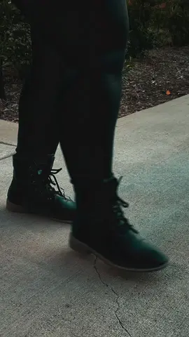 Sometimes I’m bad but only as bad as I want to be! Just know once I get a Halle Berry Catwoman outfit I’m redoing this! #catwomancosplay #selinakyle 