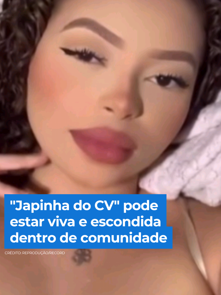 A jovem conhecida como “Japinha do CV”, também chamada de “Penélope” ou “Musa do Crime”, pode estar viva. Dada como morta durante a megaoperação policial no Rio de Janeiro, ela voltou a aparecer em vídeos nas redes sociais. A lista oficial de mortos no confronto inclui apenas homens, o que reforça a suspeita. Em um vídeo publicado há menos de 24 horas, a própria “Japinha” comenta sobre perfis que usam seu nome. Um jovem identificado como Nathan, apontado como namorado dela, também surge nas imagens. A dúvida permanece: será que a “Japinha do CV” está viva e escondida? 👉 Veja mais no #BalançoGeral em R7.com/balancogeral 