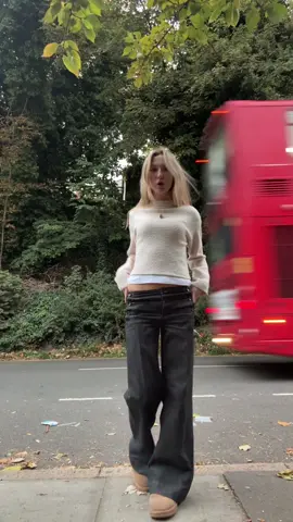 love this song #buttons #cooljeans #fyp #autumnoutfit 