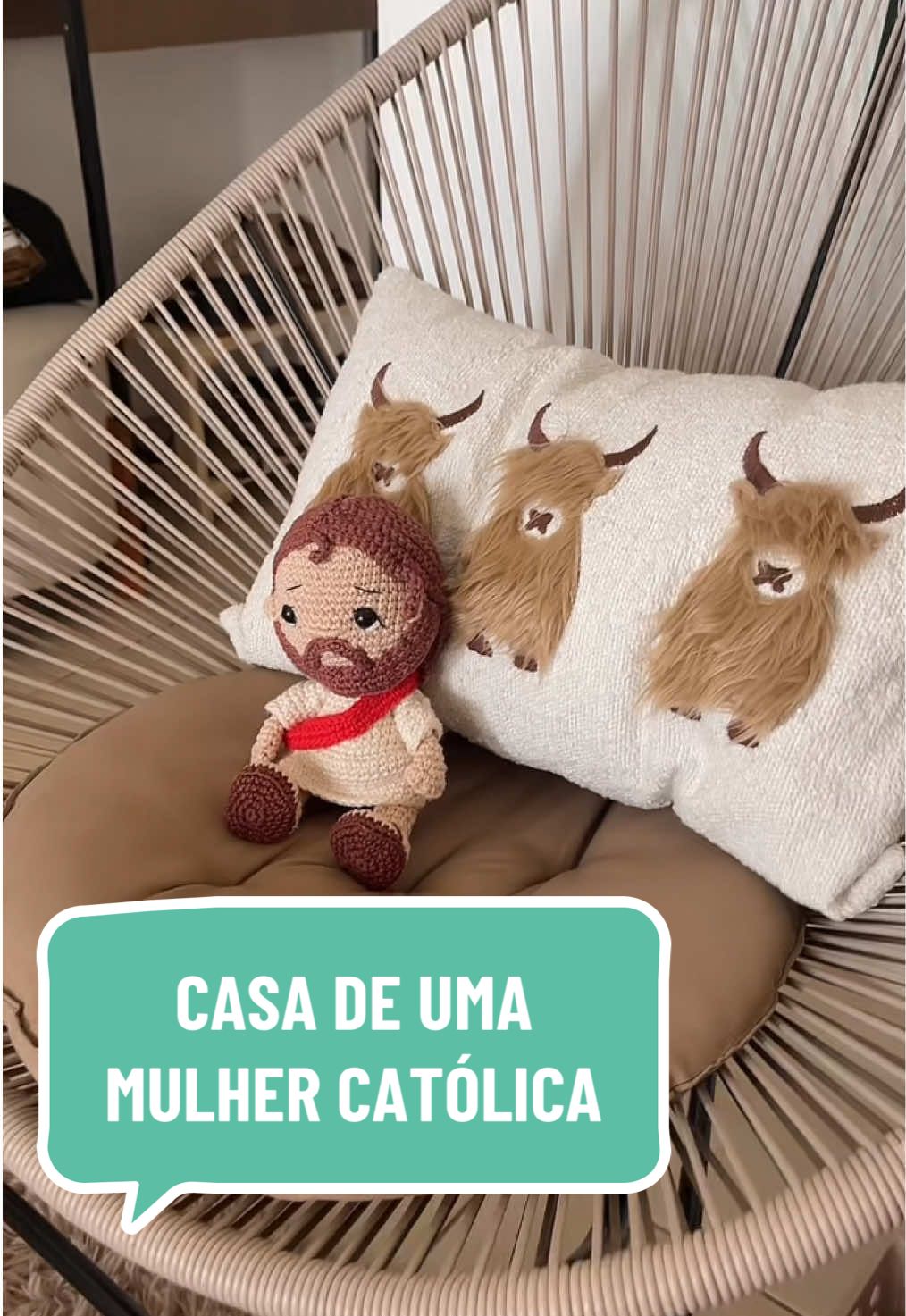 Como é a casa de uma mulher solteira que mora sozinha e é católica? #catolicos #salvemaria #vivacristorei #fyp 