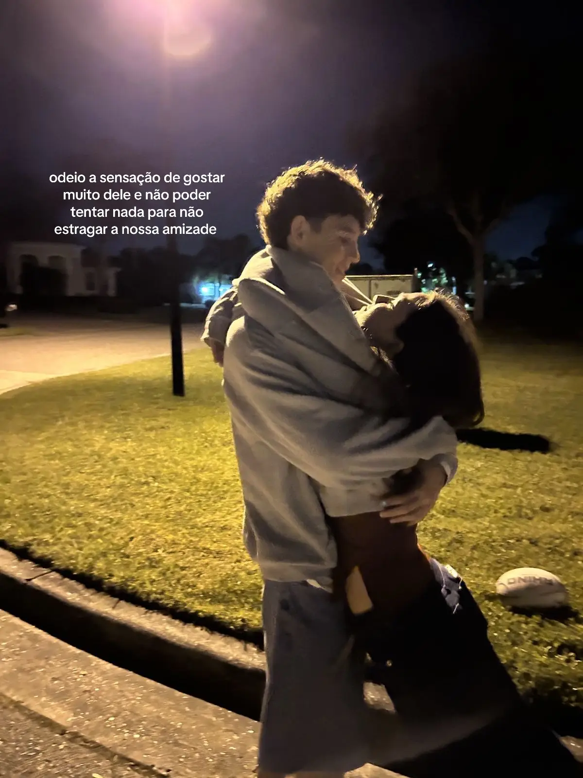 Odeio . #fyp #amigos #entregameusvideostiktok #viraltiktok #fypage 