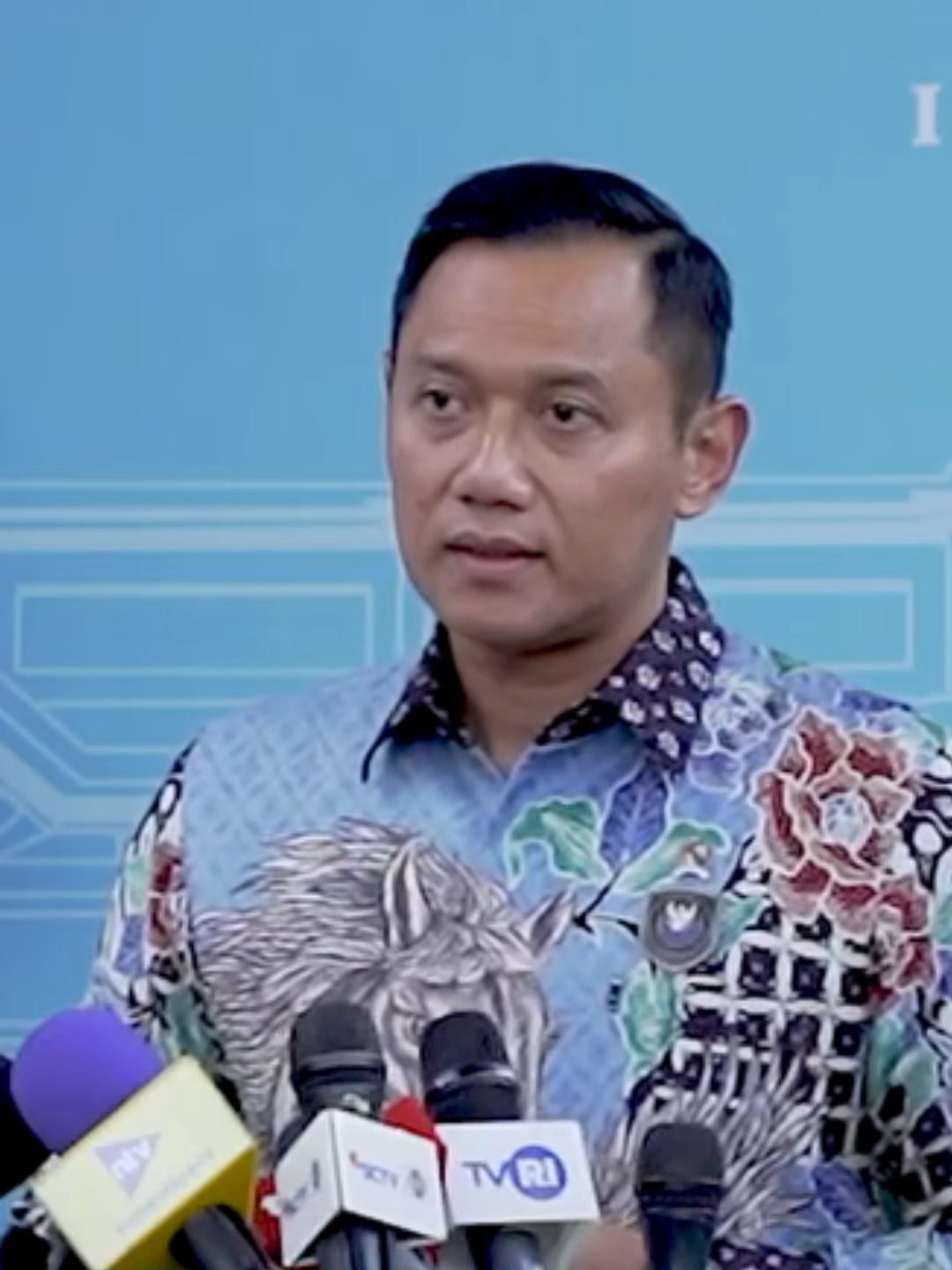 AHY Pastikan Negara Hadir Dalam Penyelesaian Utang Kereta Cepat . . #agusyudhoyono  #agusharimurtiyudhoyono  #ahy  #menkoahy