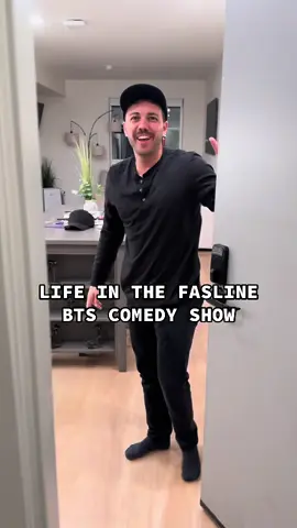 Glimpse of a comedy night 📸 @FrancoFriday 