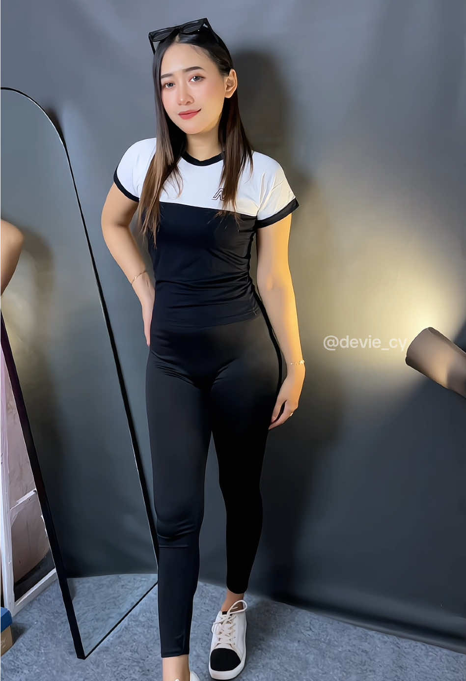 Leging murce cakep,bahannya streci,nyaman dipakai.cocok untuk daily dan joging😍 #leging #legingmurah #celanajoging #OOTD #outfitinspo 