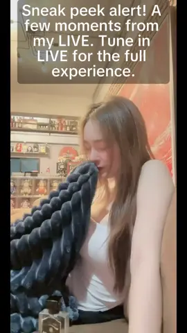 Sneak peek alert! A few moments from my LIVE. Tune in LIVE for the full experience.#tiktoklive #livehighlights 