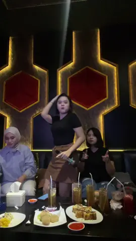 idiih kelasss #karaoke #masterpiece #fyp 