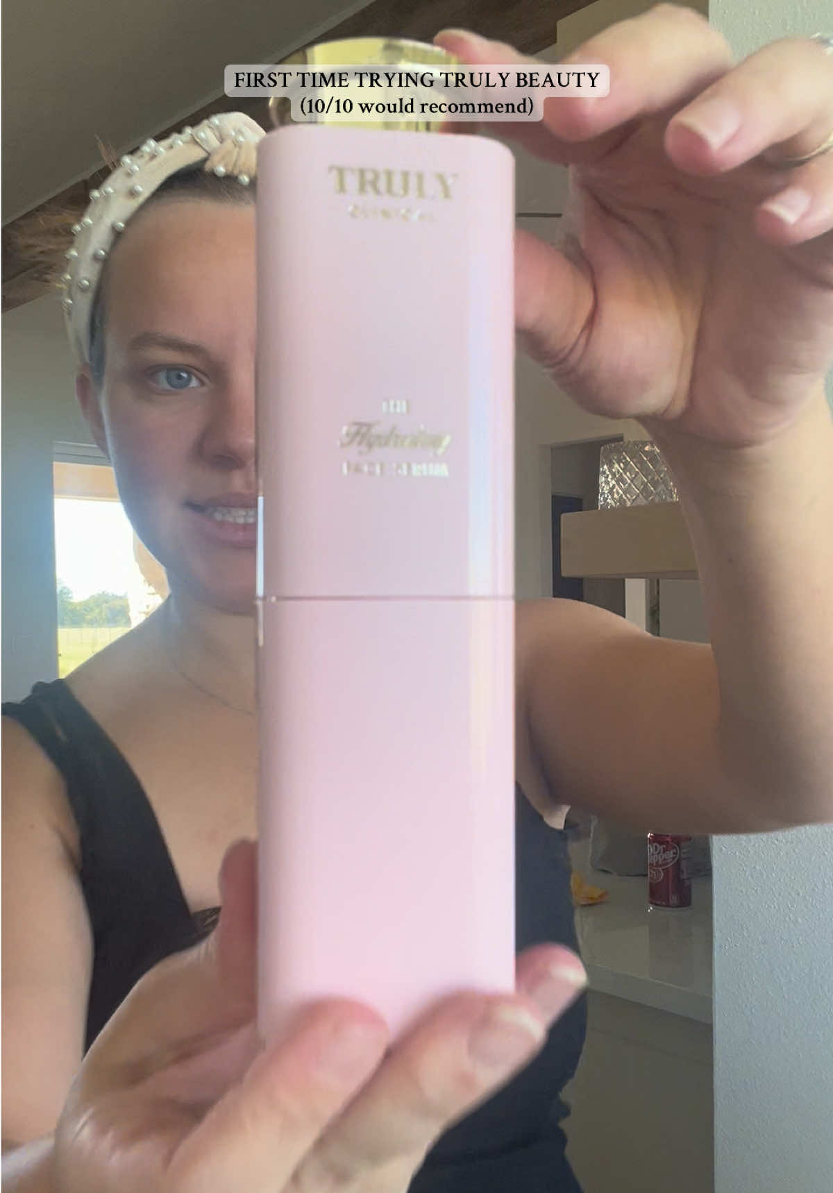 This hydrating serum is soooo nice yall! My skin felt amazing after. It truly does help with your skin elasticity, dryness, and the texture! #trulybeauty #skincare #skincareroutine #beautyproducts #skincare 