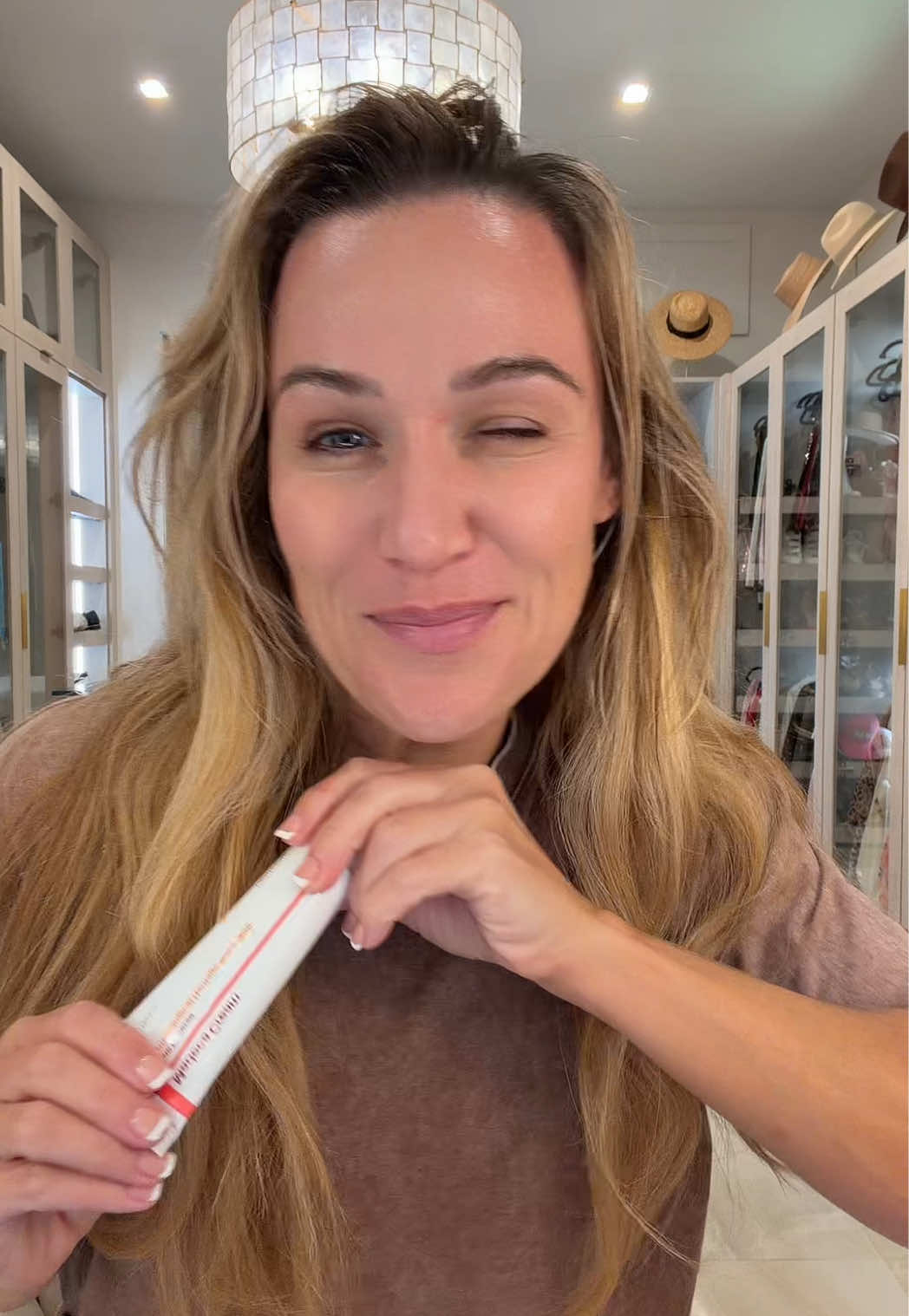 tap 🧡 orange cart to shop + follow @tiffanyallison7 for more skincare faves 🎅✨ the Santa-Edition Madeca Cream Time Reverse is the perfect winter skin treat 🎁 rich in Cica + Hyaluronic Acid, it deeply hydrates, smooths fine lines, and brings dull skin back to life 💫 a cozy glow-in-a-jar moment for dry, winter days ❄️ @Centellian24  #kbeauty #skincaretok #antiagingskincare #hydratedskin #TikTokShopSparkCreator