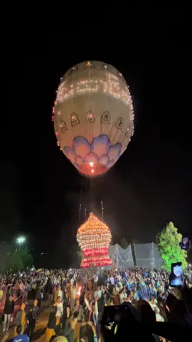 ပြင်ဦးလွင် တန်ဆောင်တိုင်ည #dee #တန်ဆောင်တိုင်မီးပုံးပျံပွဲတော် #ပြင်ဦးလွင်မြို့ #မီးပုံးပျံ #တန်ဆောင်မုန်းလပြည့်နေ့ 