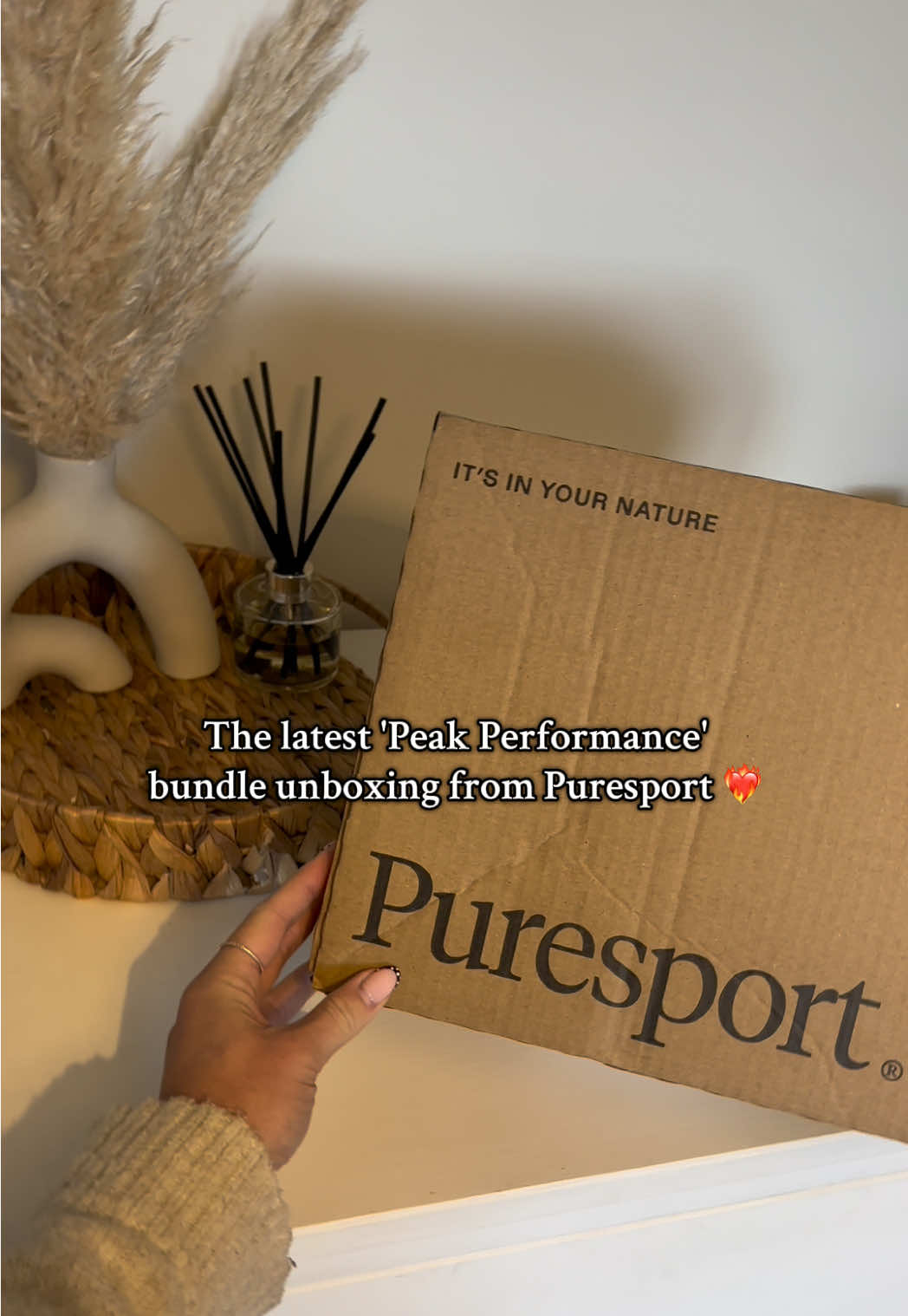 🚨 She's back and better than before!! 🚨  The new 'Peak Performance' bundle, including the *new* energy gel launch from @Puresport this bundle is even better than the last ❤️‍🔥 #puresport #gelmath #electrolytes #runninggels #gym 