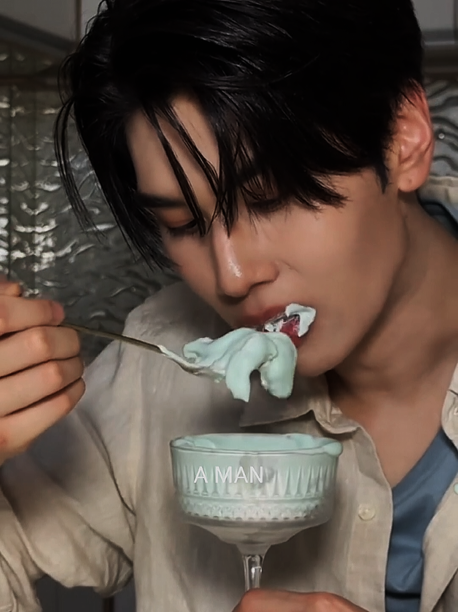 Real men don’t act like that  #dunknatachai #fyp #chef #man #JoongDunk @dunknatachai 