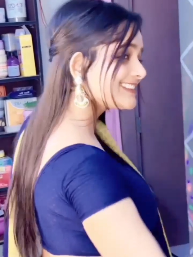 শাড়ি চায়না গয়না গো চাইনা#tiktokvideo #foryou #foryoupage #100kfollowers #100millionviews 