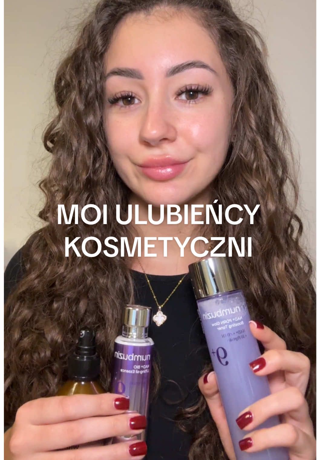 Zapraszam na przegląd moich ulubieńców kosmetycznych kategoria pielęgnacja twarzy + bonusowy produkt do włosów 🥰 #numbuzin #pielegnacja #ulubiency #blackfriday #amazonfinds  @numbuzin_global 