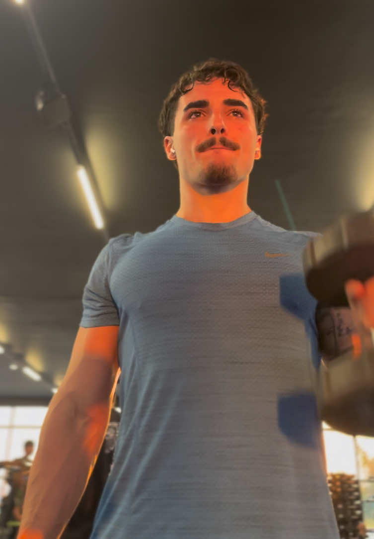 segue pelo fake 😉 #fyp #fy #stepbystep #treino 