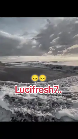 La traicion viene del quien menos esperas  se que tu también lo sabes... 💔💔 #corazóndestruido #sad #traicion 